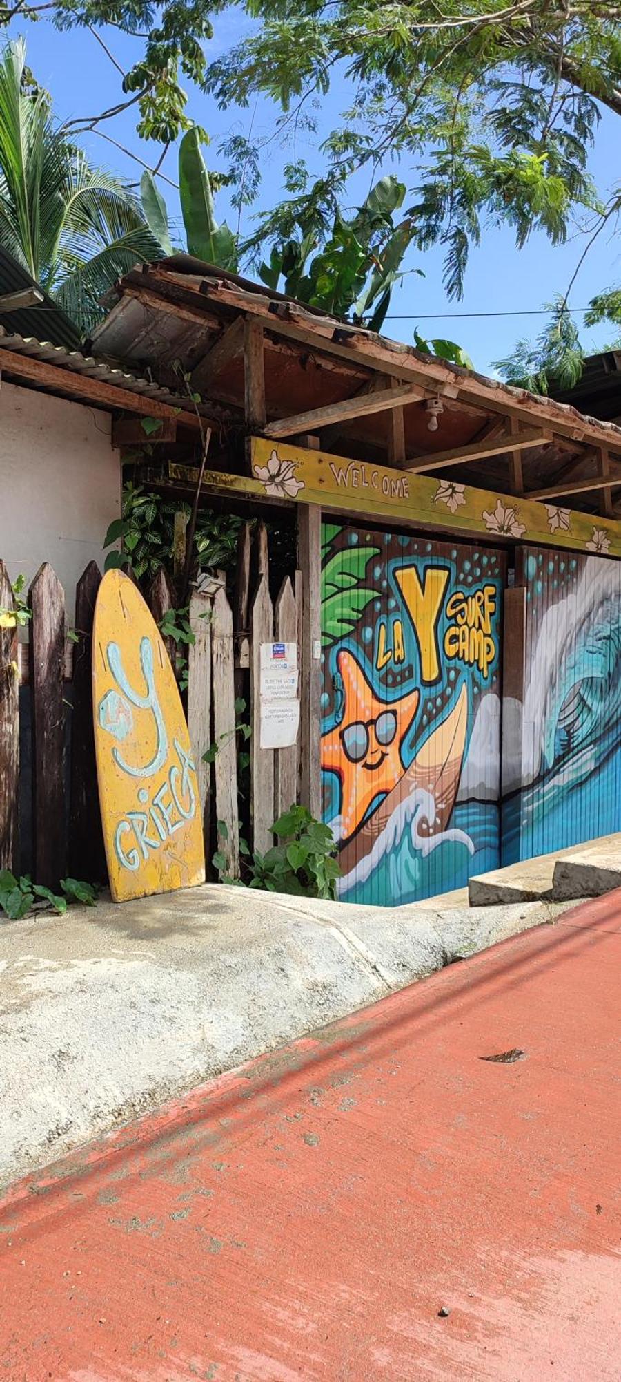 La Y Surf Camp Hotel Bocas Town Kültér fotó